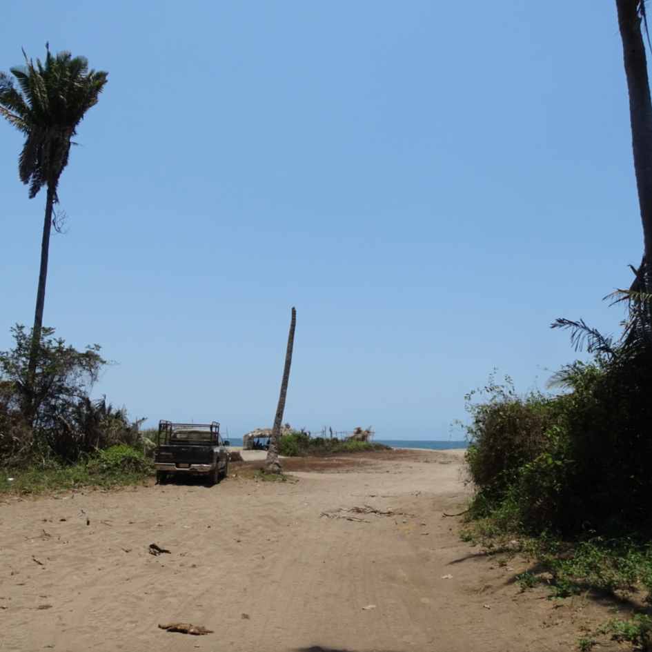 acceso coches playa chila nayarit